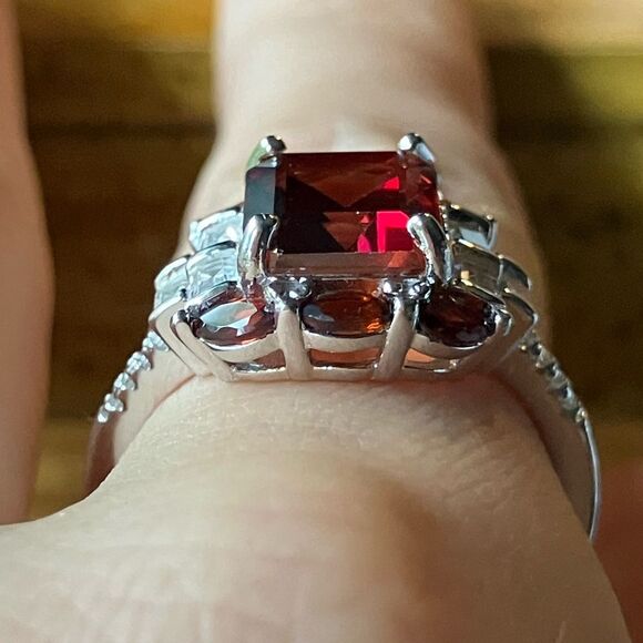 Red Labradorite Vermelho Red Garnet Sterling Silver Ring Size 7.75 - Picture 2 of 9